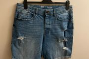 Denim shorts (34")