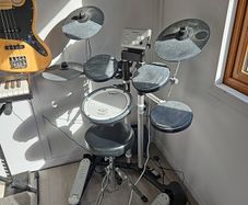Roland HD1 V drums