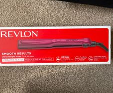 Hair Straightener never used