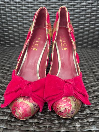 VINTAGE style shoes from Office