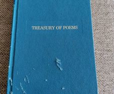 Treasury of Poems 1949 hardback 400 pages in very good condition with signs of wear on the cover see photos FREE STANDARD POSTAGE INCLUDED