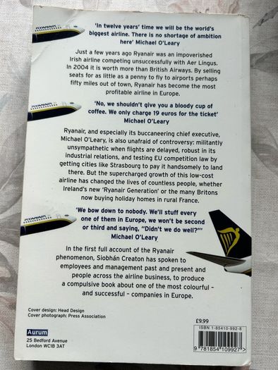 Ryanair - How a Small Irish Airline Conquered Europe
