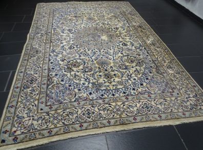 P.ersian Nain Rug with Silk 300x205cm (NAIN)