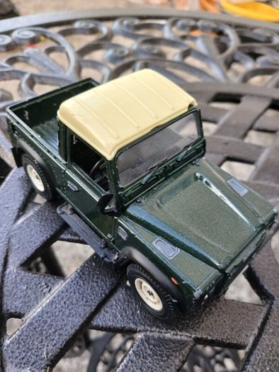 Britains Land Rover Defender