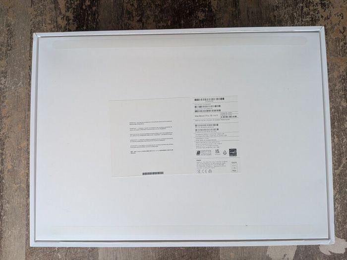 MacBook Pro 16 inch M3 Max 64GB RAM 1TB SSD Like New