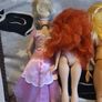 4 barbie dolls Image 7