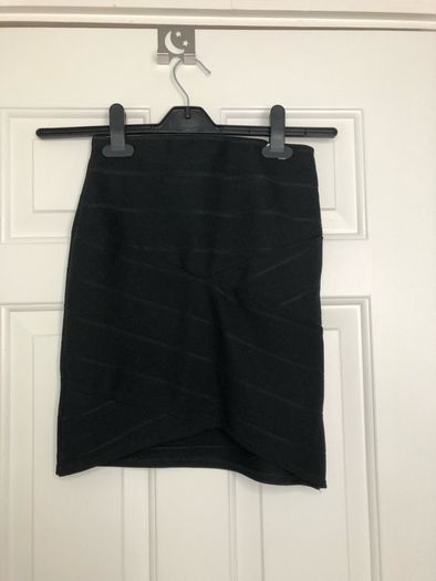 black bandage skirt