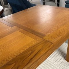 Farmhouse Oak Dining Table Extendable Ex Display Excellent