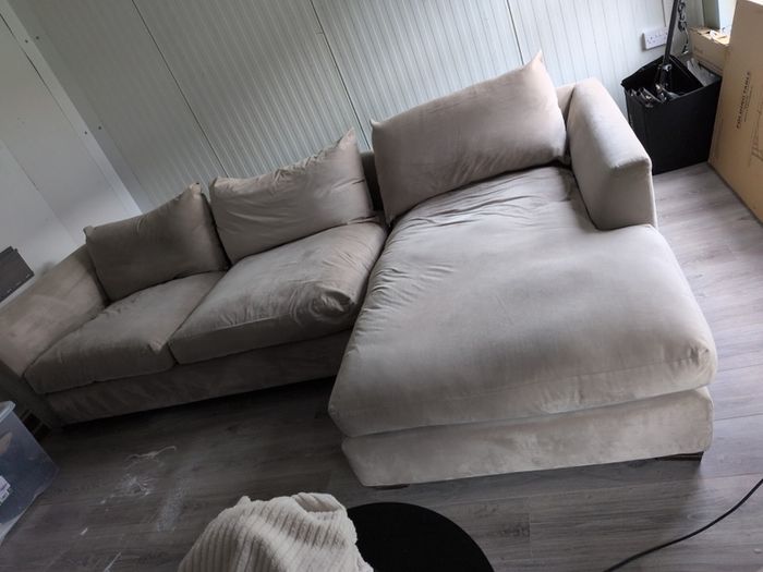 sofa 118 inch wde