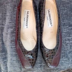 Salamander Lady Shoes. Size 3.5