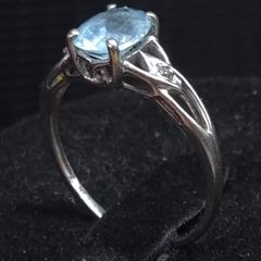 Vintage 9ct White Gold Blue Gemstone Ring Size 54