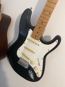 Fender Squier Korean Stratocaster S9
