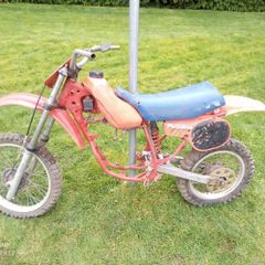 80"s Honda cr 80 , read the description