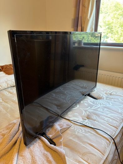 39 inch TV