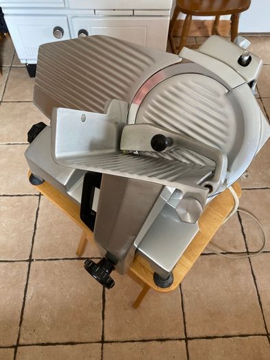 Meat Slicer (Commercial)