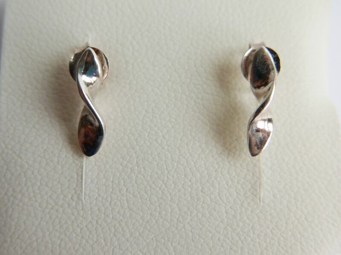 Vintage Sterling silver twist stud earrings