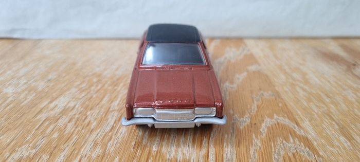 corgi diecast Ford Cortina