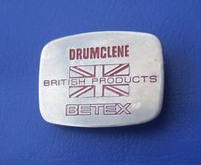 DRUMCLENE BETEX motor garage product promotional enamel badge (early 1980's)