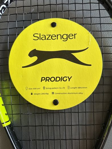 New squash racket