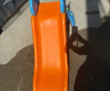 Little tiles garden slide