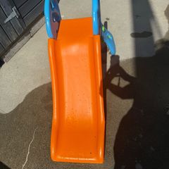 Little tiles garden slide