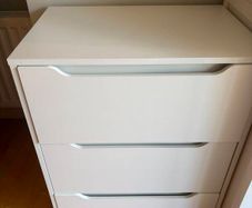 White 3 Drawer Chest Excellent Condition