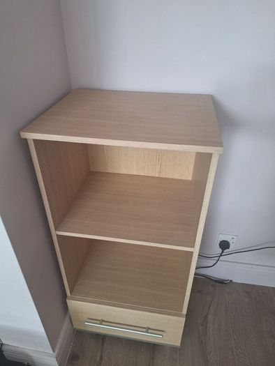 unit with one drawer