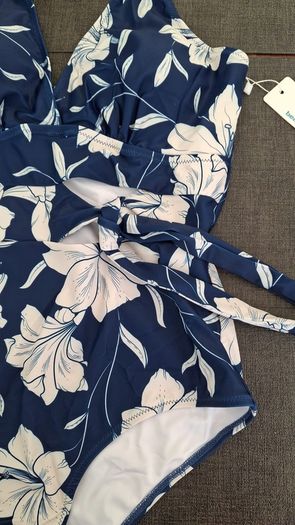 Ladies swimsuit