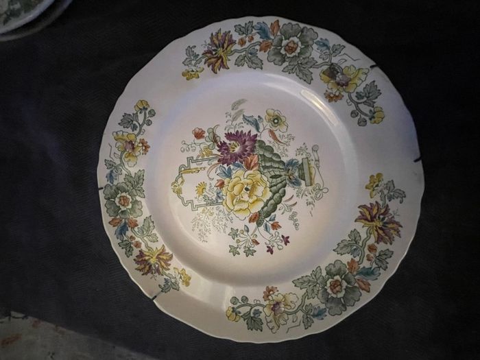 Mason's plates