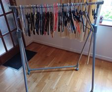 Clothes rail