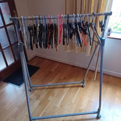 Clothes rail