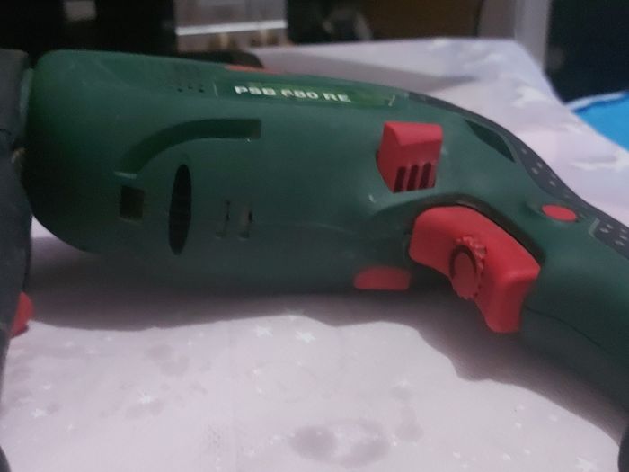 BOSCH Drill Model No. PSB 680 RE, working perfect and in excellent condition