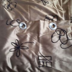 Eye let curtains