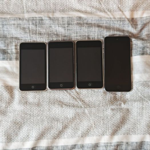 Apple iPod Job Lot Bundle - Untested/For Parts
