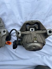audi a6 c7 engine mounts