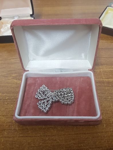 vintage brooch