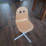 Free kids desk chair Image 2