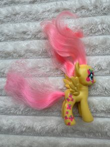 My Little Pony Cutie Mark Magic Fluttershy approx. 9 cm. Used Please see photos