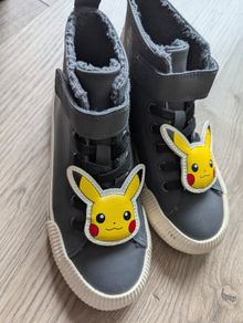 Kids Pokemon trainers