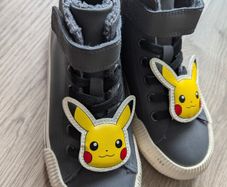 Kids Pokemon trainers