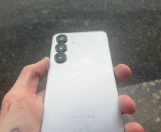 Phone/samsung galaxy 25