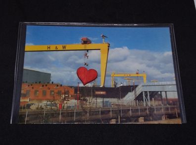 Northern Ireland Postcard : The Cranes " Samson and Goliath " , Harland and Wolff's Shipyard , Belfast