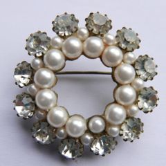 Vintage Faux Pearl & Rhinestone Round Brooch