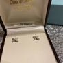 white gold pair of earrings brand new in box Image 4