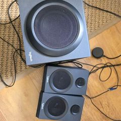 Logitech Z333 Speaker System