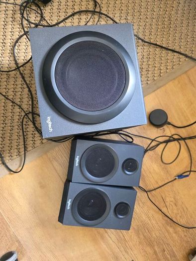 Logitech Z333 Speaker System