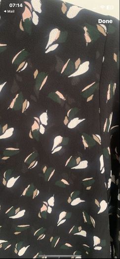 blouse Bnwt size 10 black with print