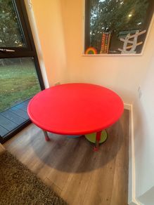 childrens round table