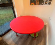 childrens round table