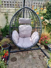 Hanging Egg Chair